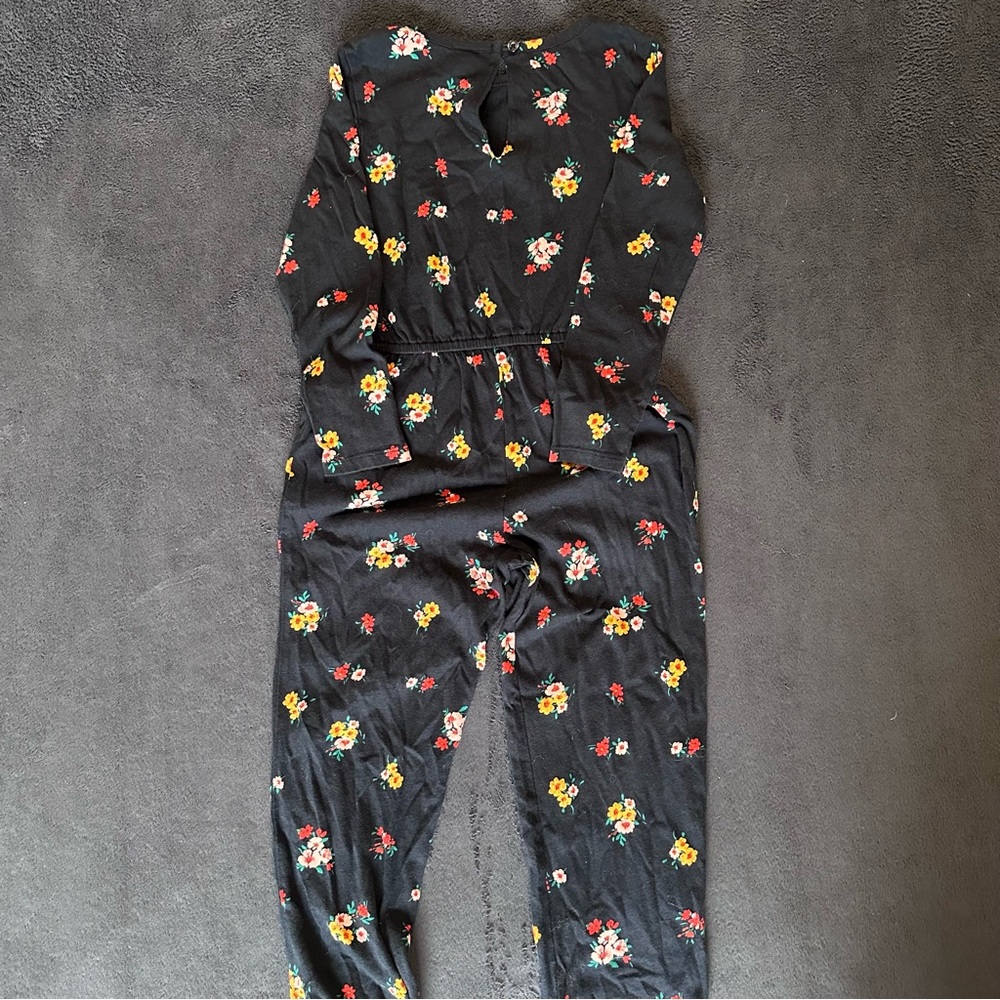 3 Listings 15$! Girls 5T Lot - Picture 4 of 7